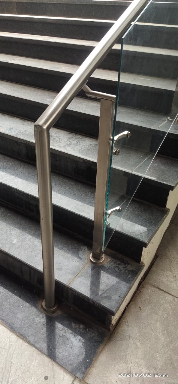 X-RAIL - SS Glass Railing Products 002 2